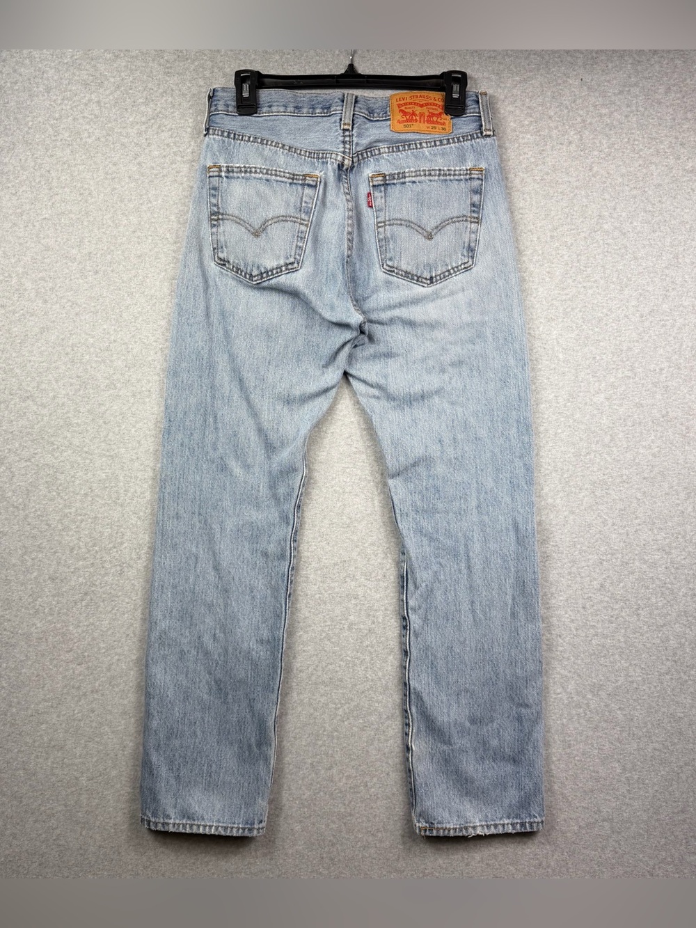 Levi's 501 Original Straight Leg Jeans Medium Wash Blue Denim Mens W29 L30 - Picture 4 of 10